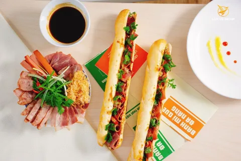 Bánh mì que Việt Nam